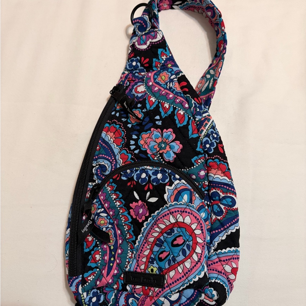 NWOT-Vera Bradley Black and Blue Floral Backpack